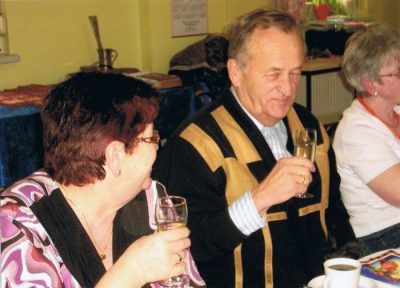 Foto 3 aus dem Album „Weihnachtsfeier 2011“